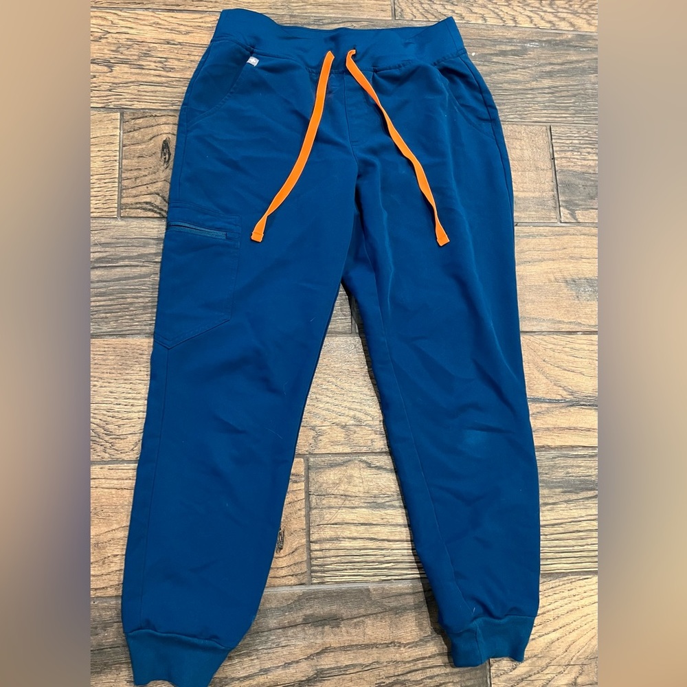 Figs jogger scrub pants